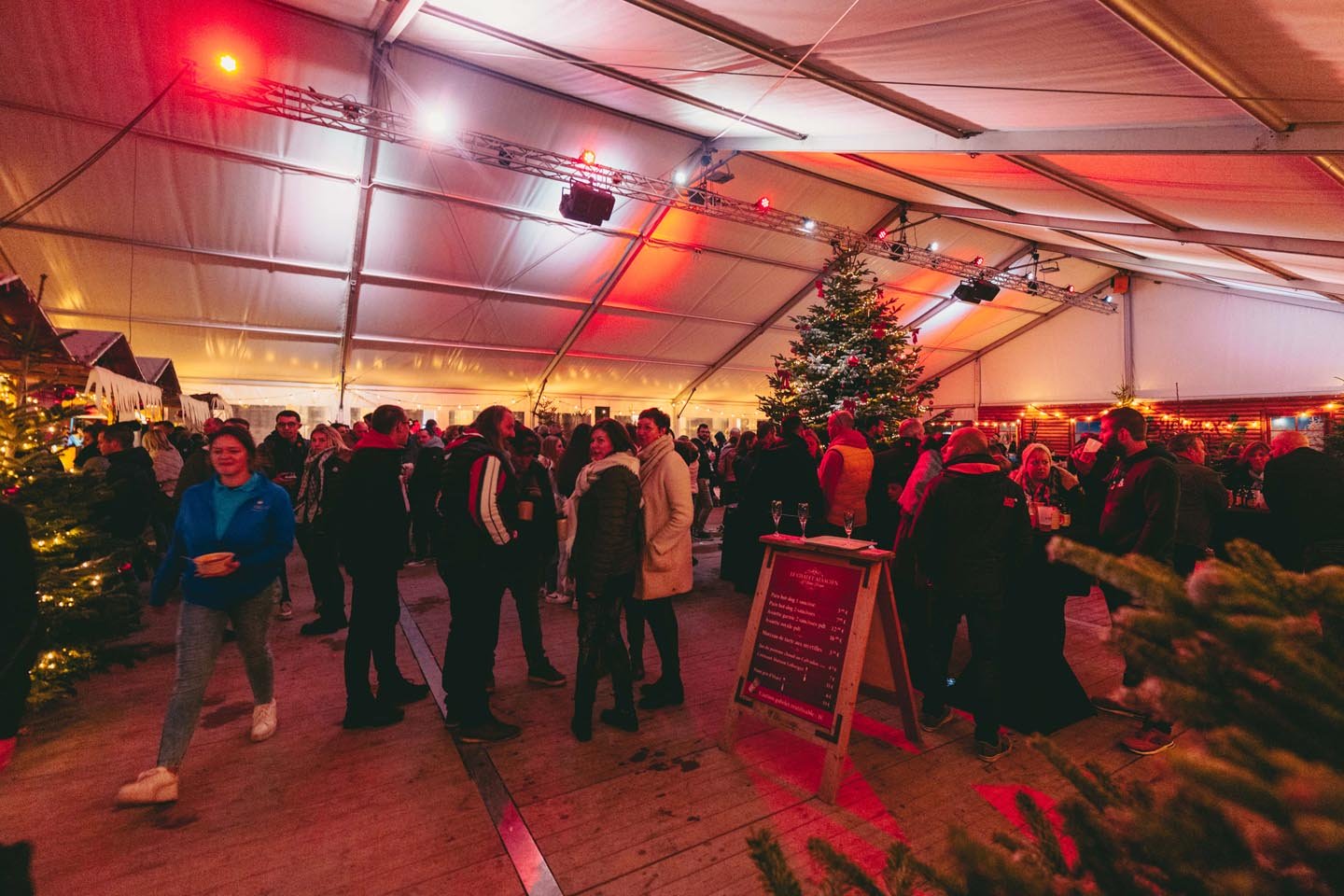 Noel_2022_WE1Duvel.Moortgat.2022.KerstMarkt.Maredsous-SunsetMedia-227